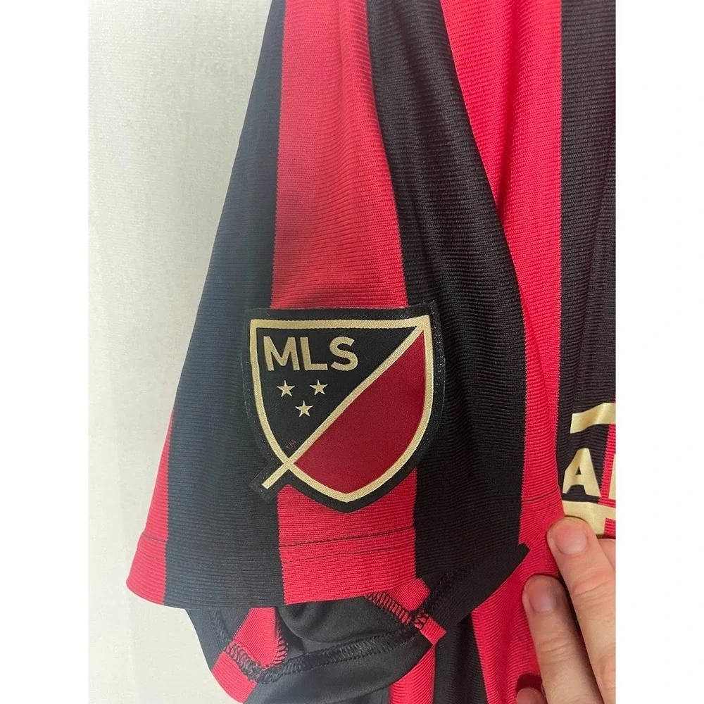 NWT Adidas Atlanta United MLS Soccer Jersey Red Black Striped Size 2XL Brand New - Picture 4 of 7